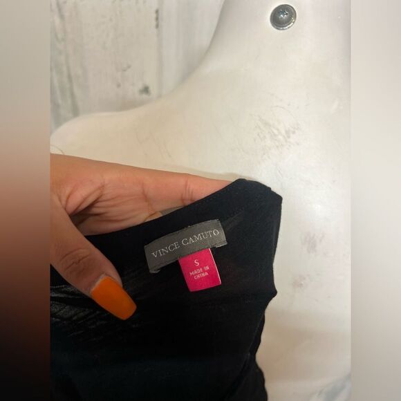 Black blouse - Picture 2 of 5